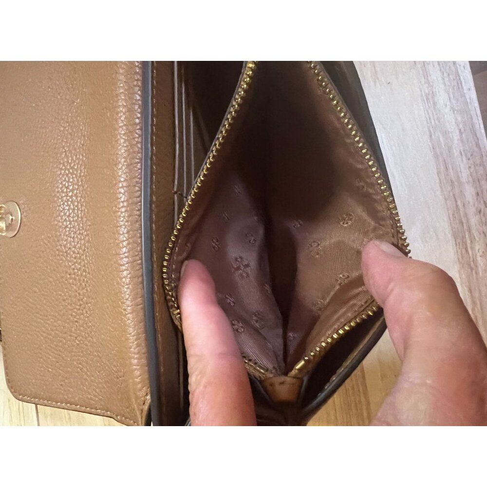 TORY BURCH CAMEL BROWN BRITTEN WITH GOLD HARDWARE HANDBAG - Picture 10 of 13